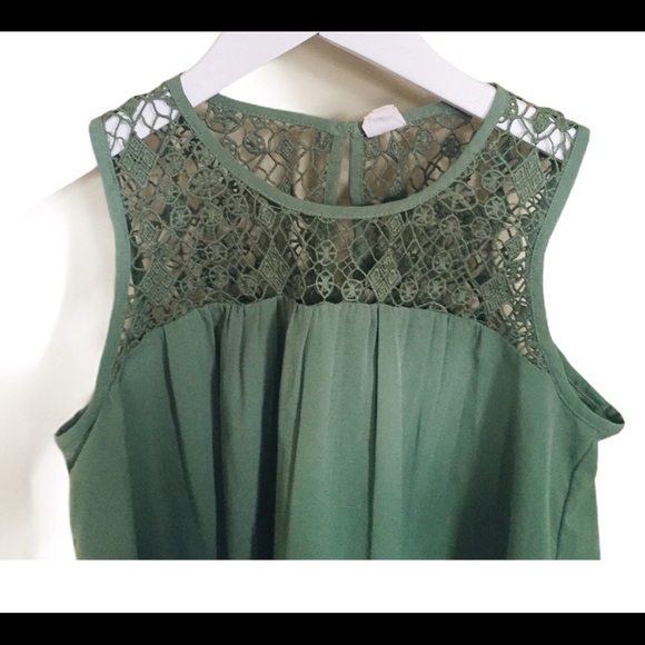 GAP Crochet Lace Sleeveless Blouse With Scoop Neck Twig Green Size Small - Picture 6 of 11